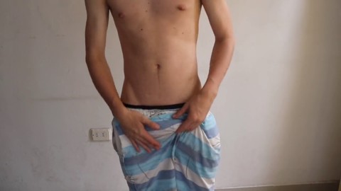 El chico latino Icyhot707 le da a su amigo una sensual masturbaicón.